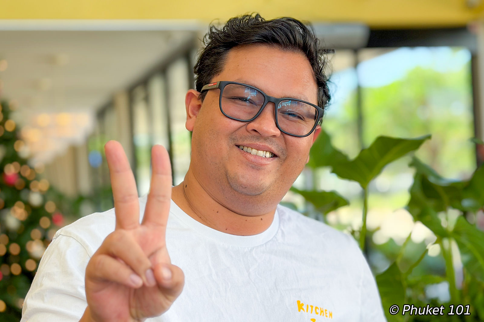 Top Russel - Sol Restaurant near Boat Avenue in Bang Tao Beach, Phuket