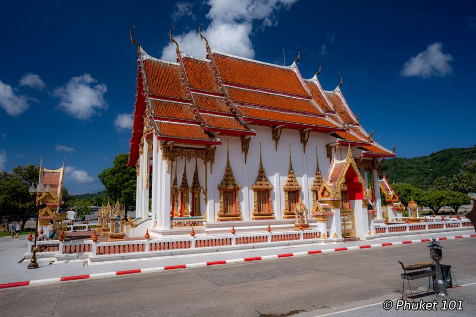 Is Wat Chalong Worth Visiting?
