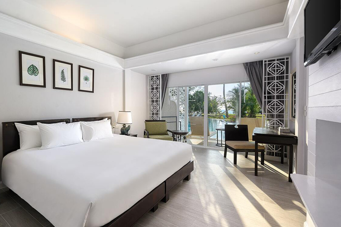 Thavorn Palm Beach Resort in Karon Beach, Phuket 