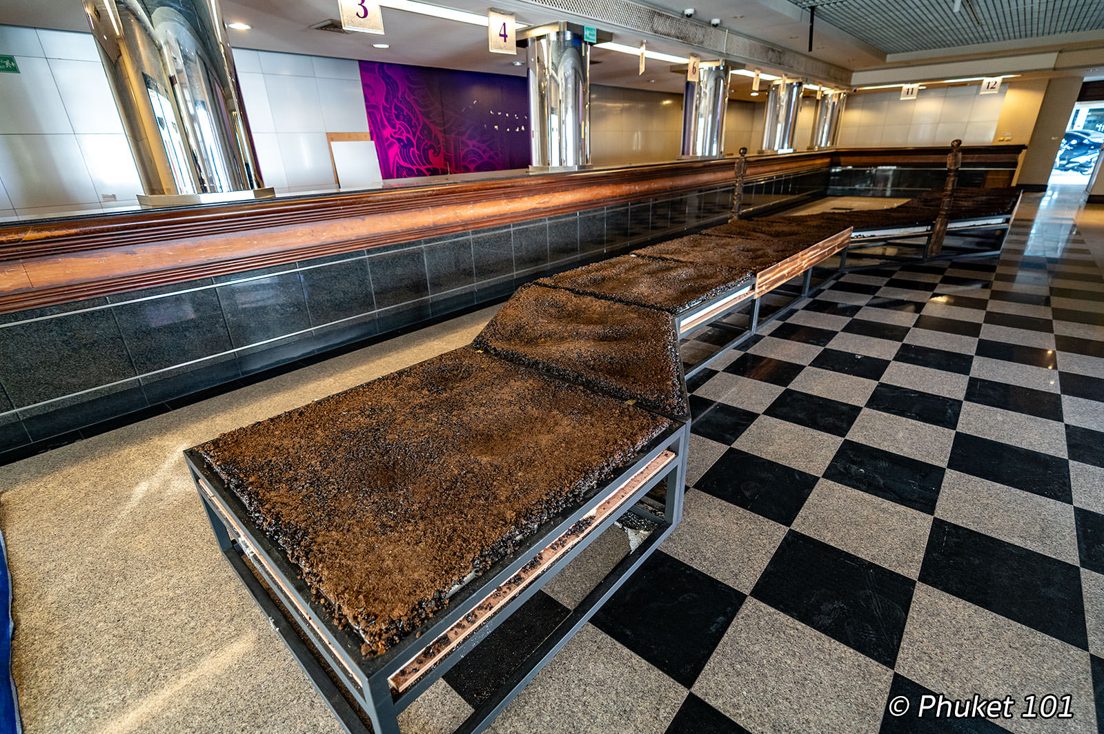 Phra Aram Sakhonkhet Mansion - Thailand Biennale 2025