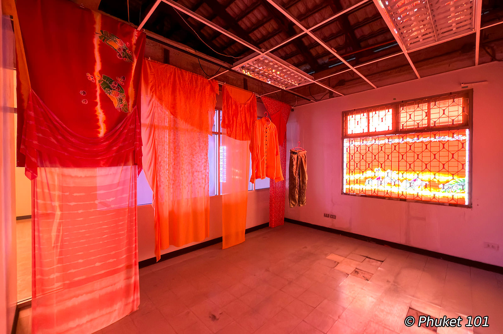 Phra Aram Sakhonkhet Mansion - Thailand Biennale 2025