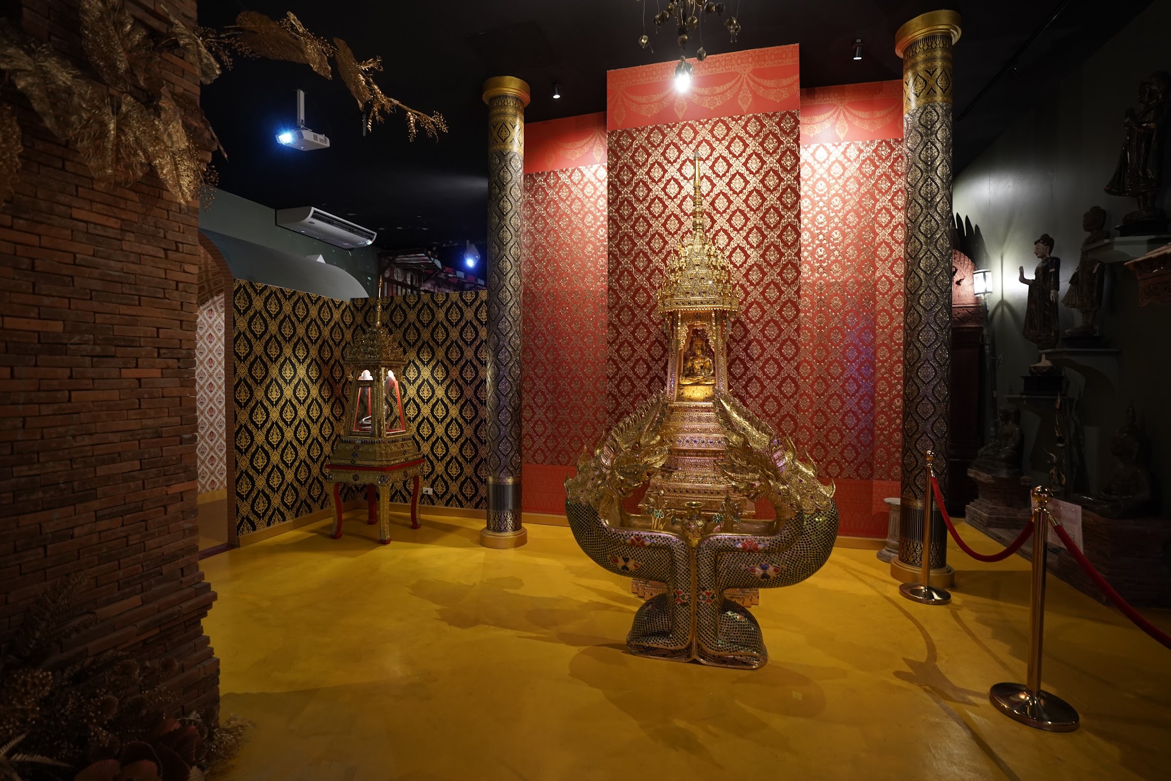 Fantastic Phuket - Museum Thai Phuket in Kathu