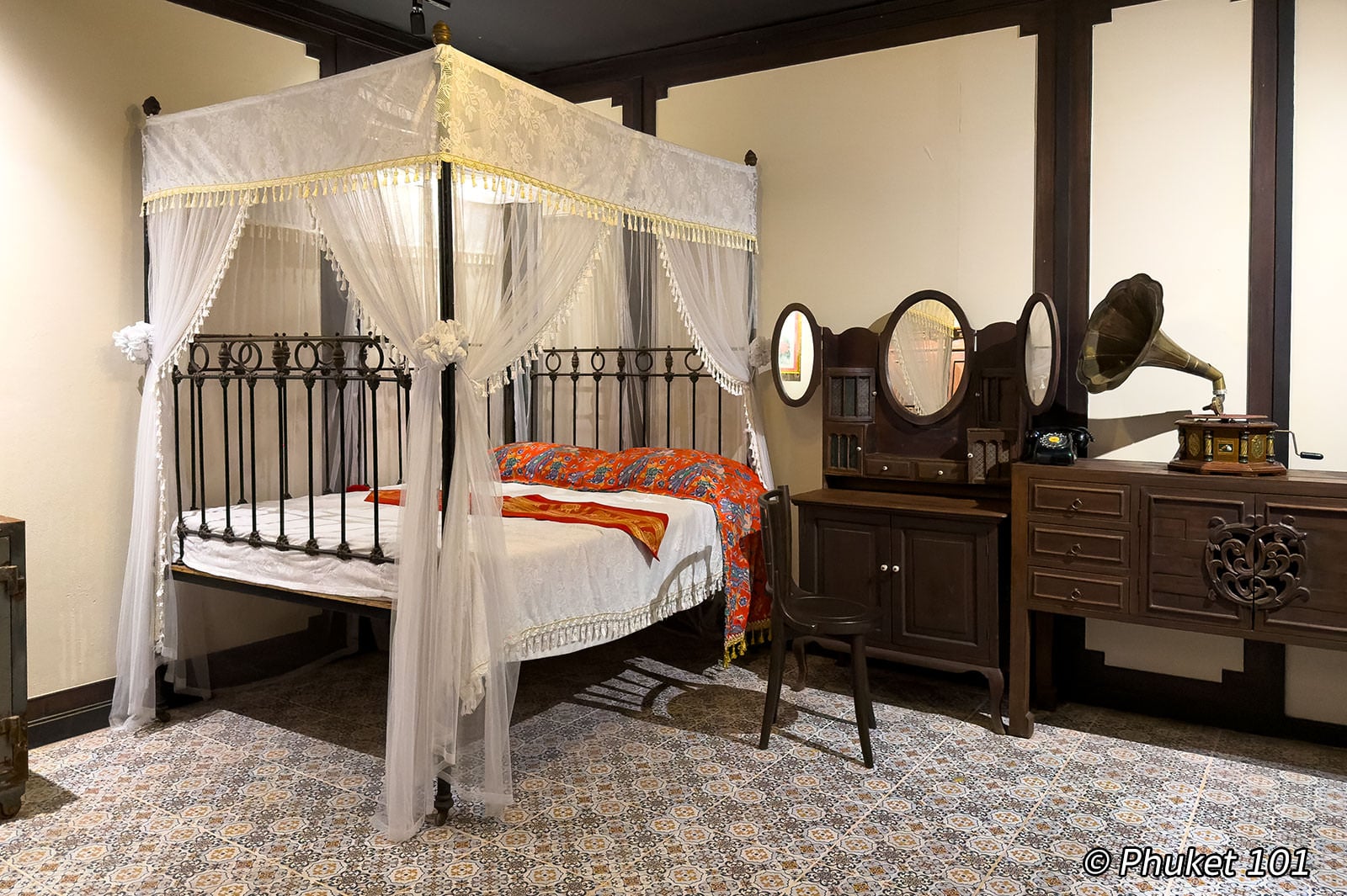 Fantastic Phuket - Museum Thai Phuket in Kathu