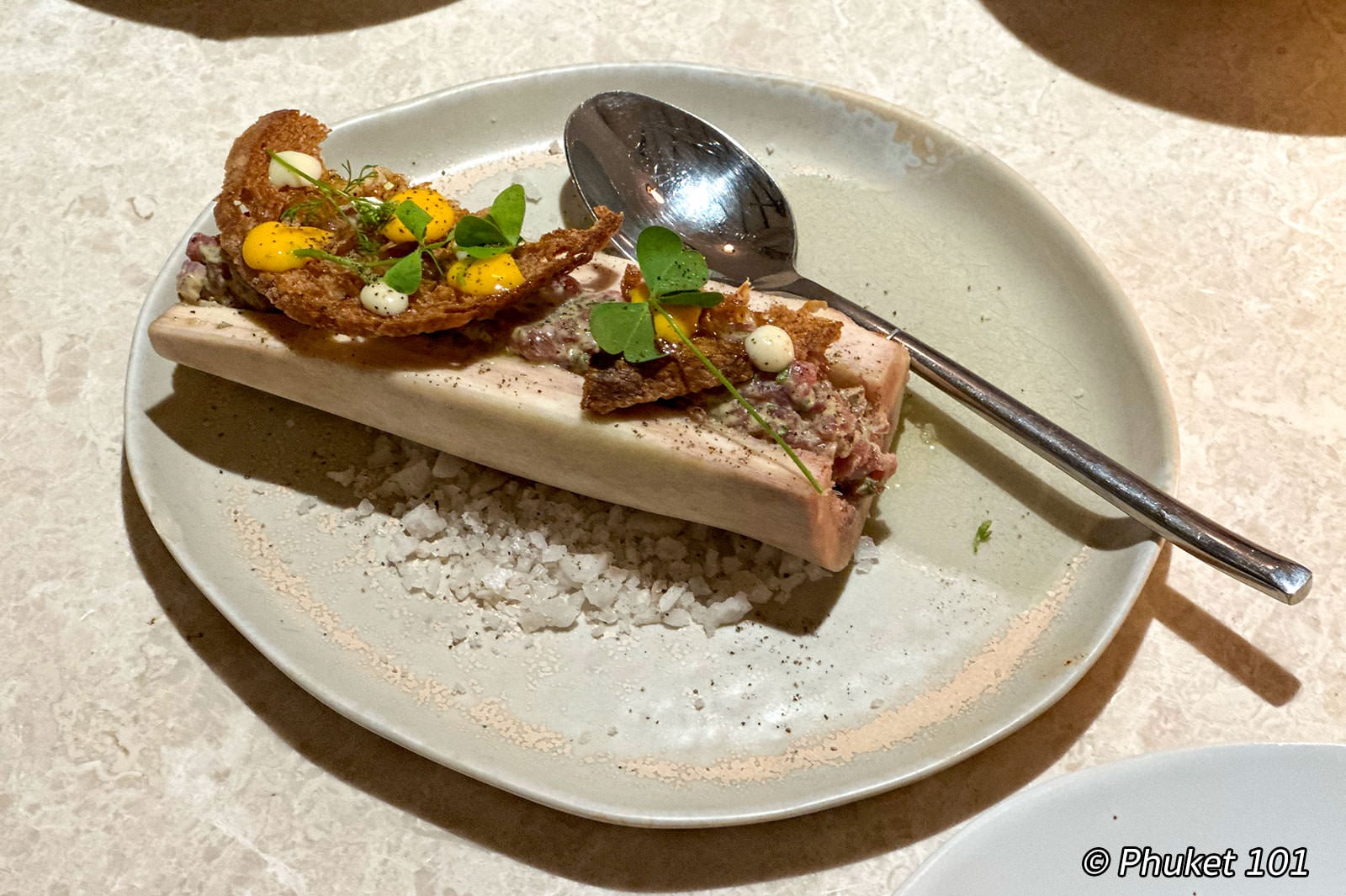 Bisou Restaurant Langsuan in Bangkok