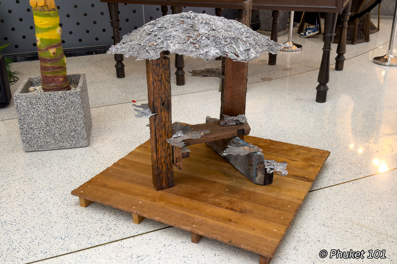 Biennale Central Phuket Floresta