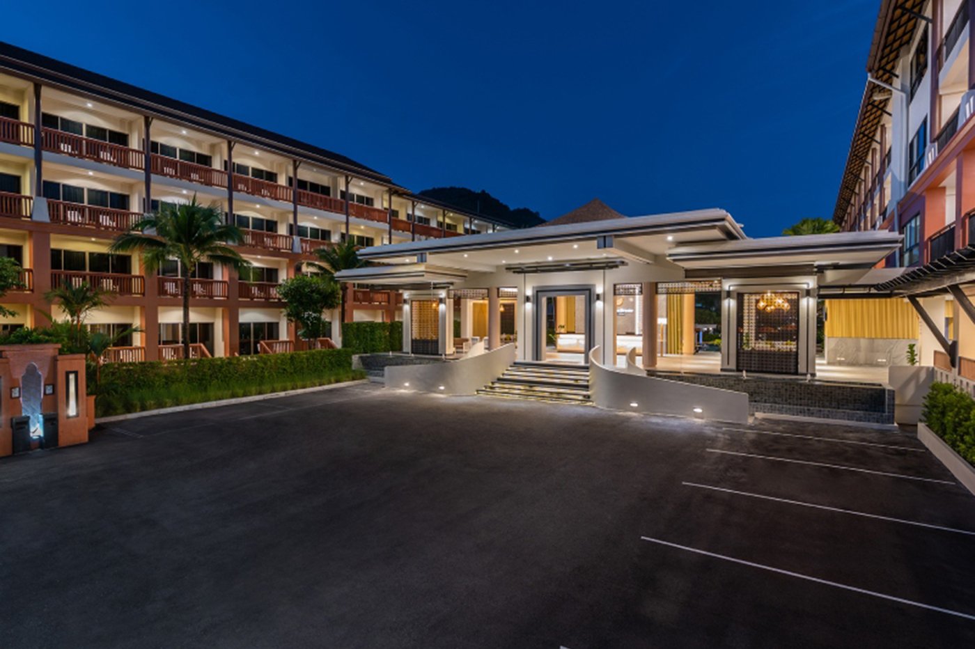 Kata Sea Breeze Resort