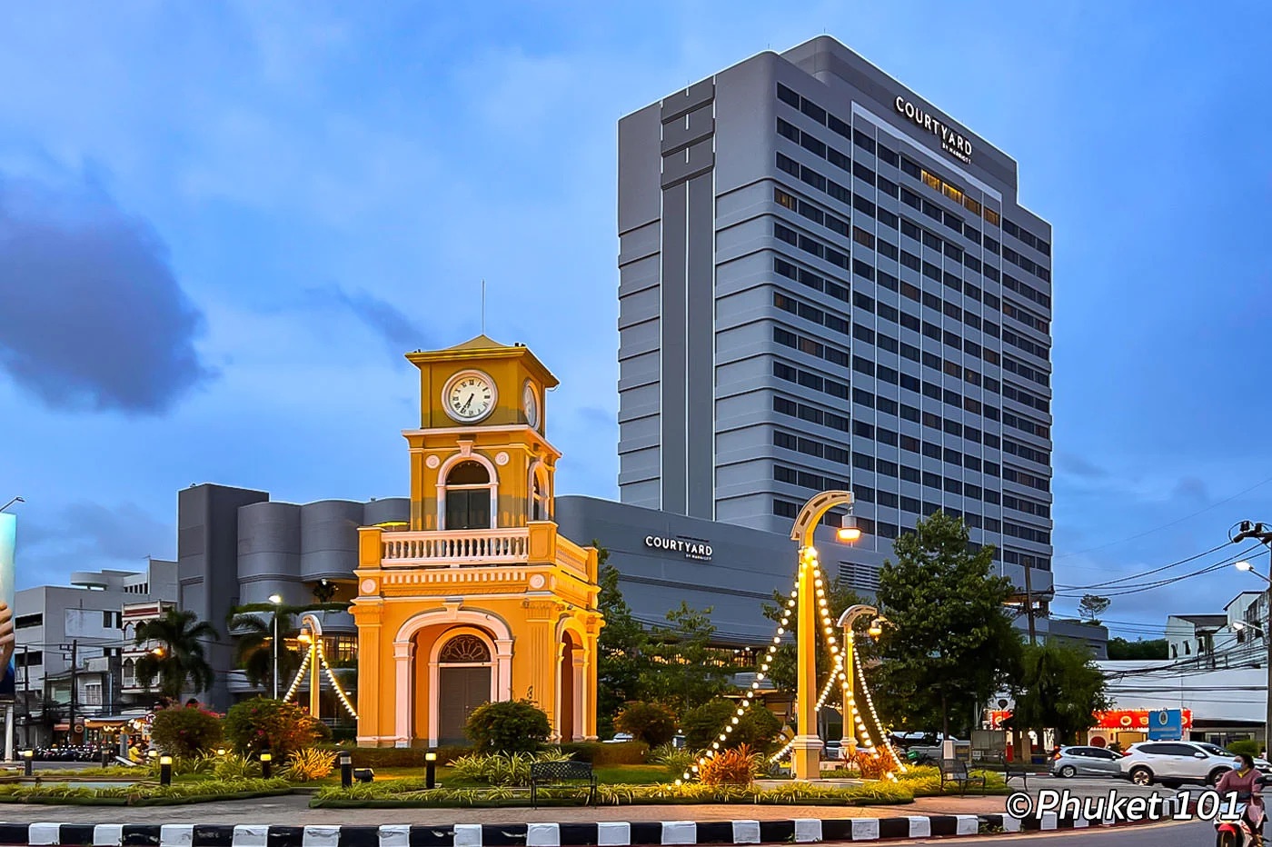 courtyard by marriott hotel phuket 8