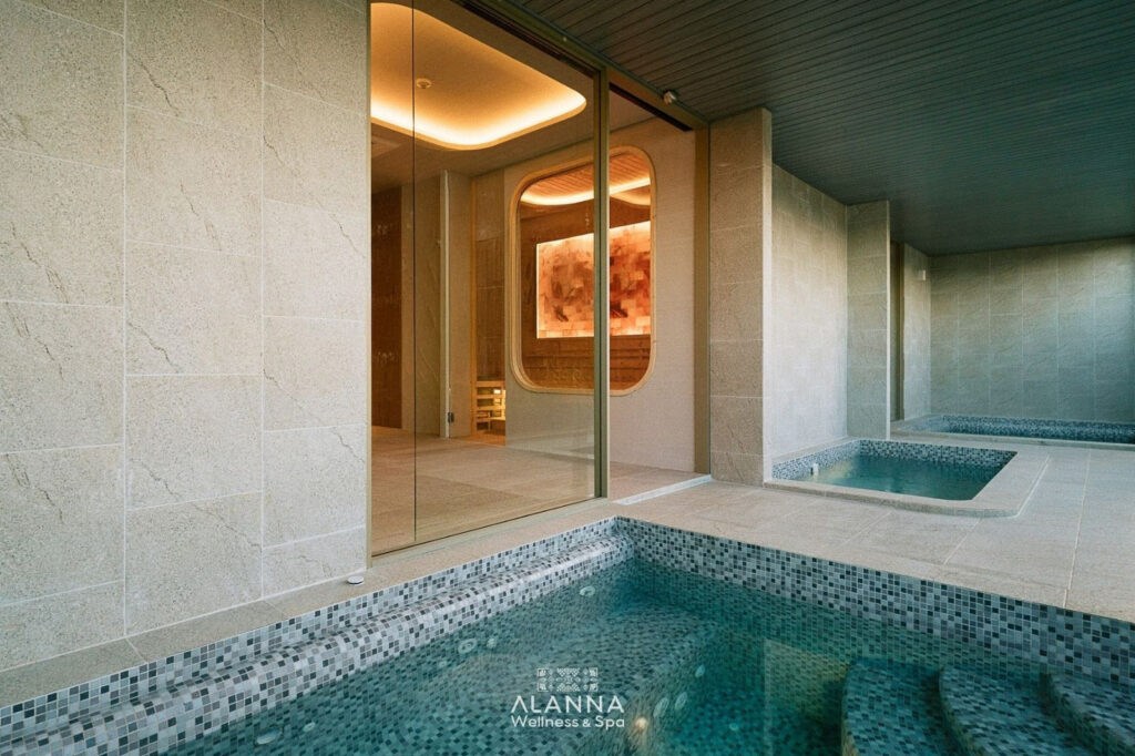 Oasis Spa Phuket - PHUKET 101