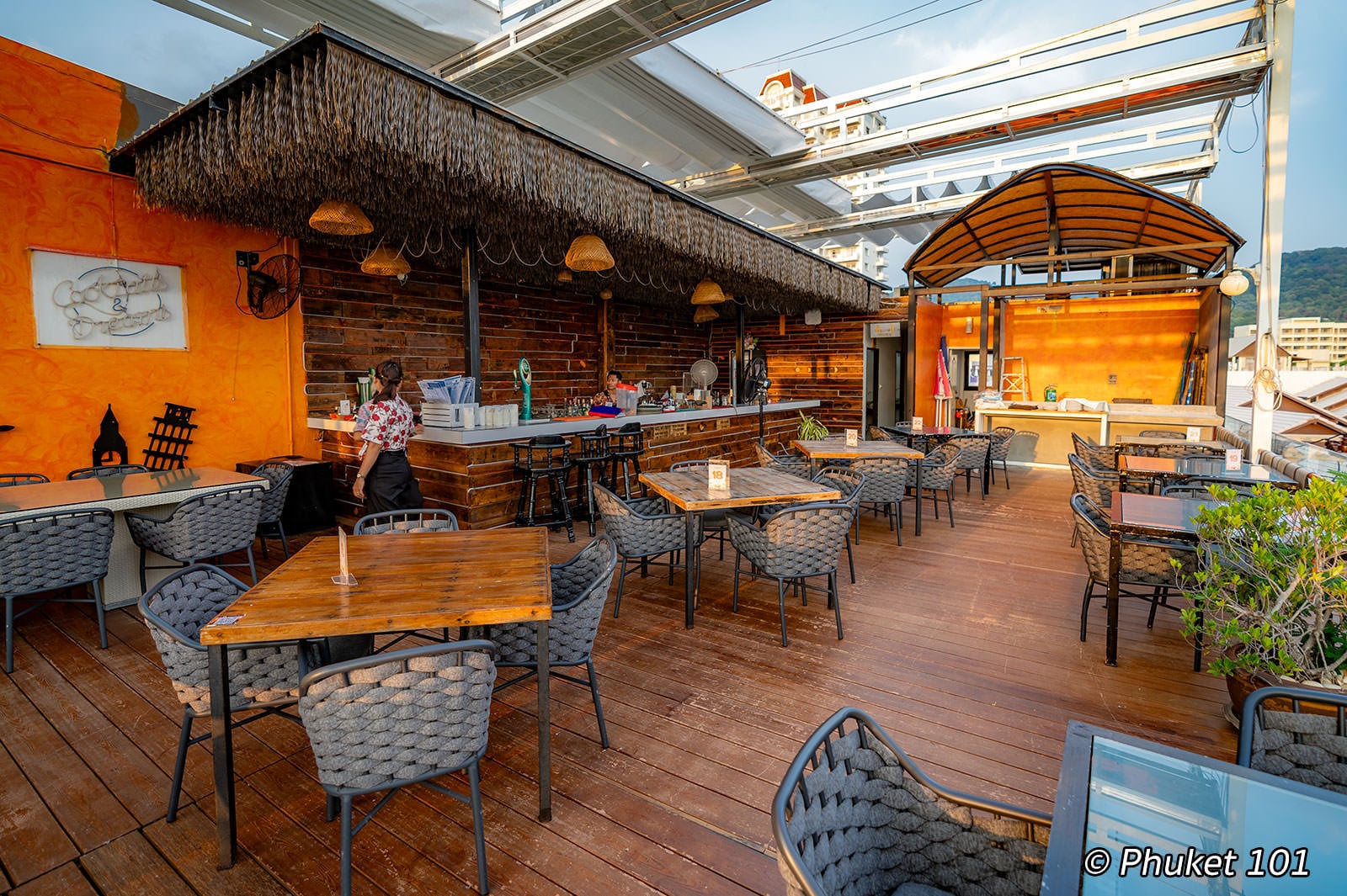 Starz Rooftop Bar & Lounge in Karon Beach