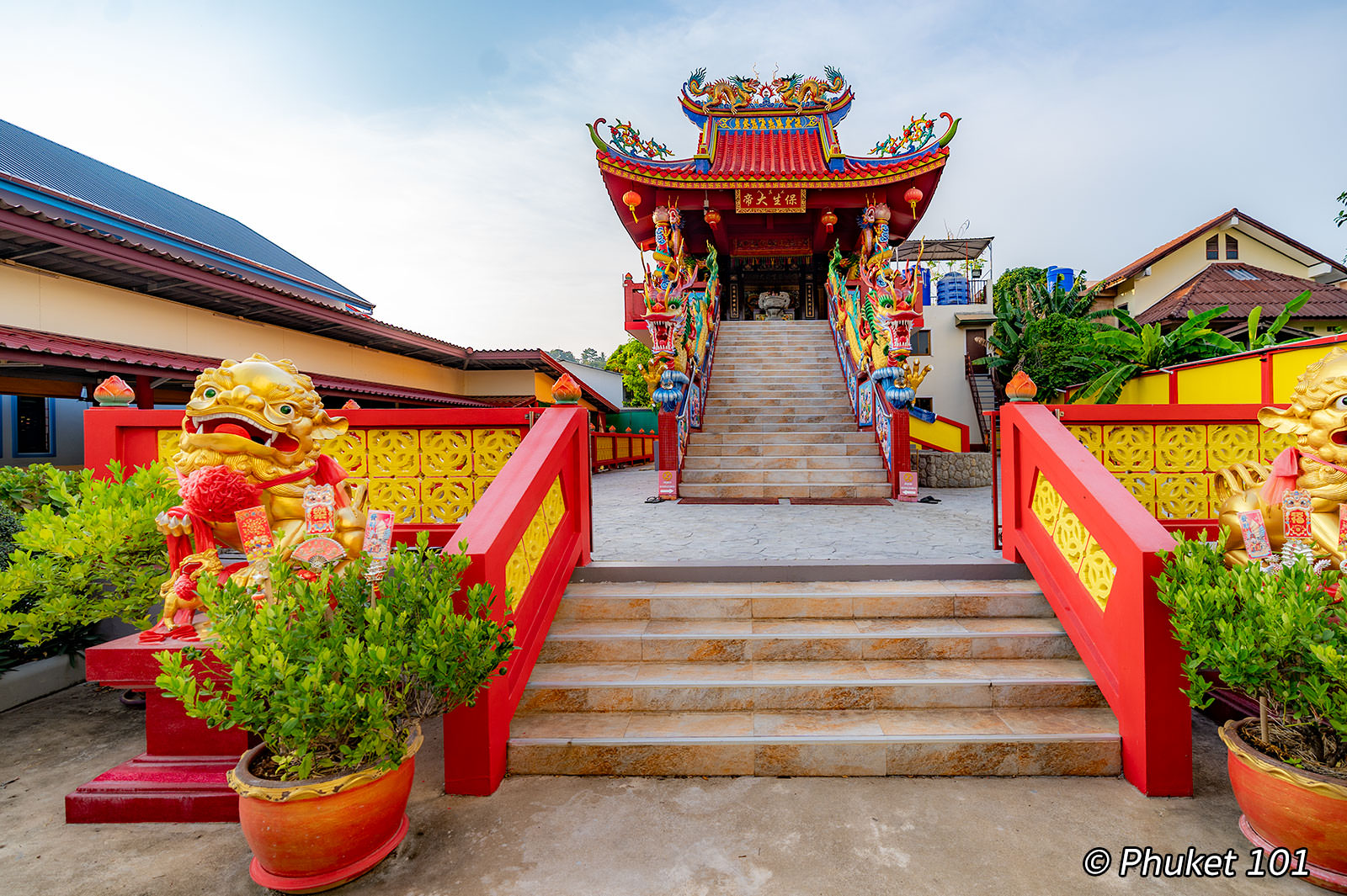 Po Seng Ti Te Shrine in Kata Beach