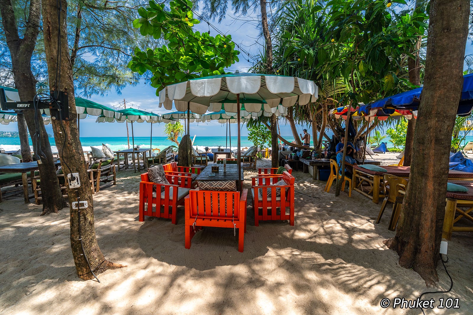 Smigo's Bar & Restaurant on Bang Tao Beach