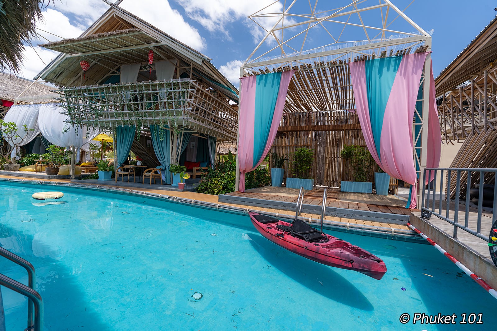 Wave Club Phuket in Patong Beach