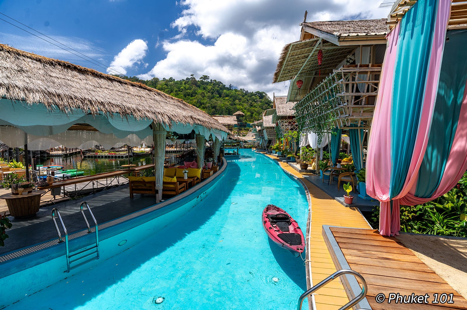 Wave Club Phuket in Patong Beach