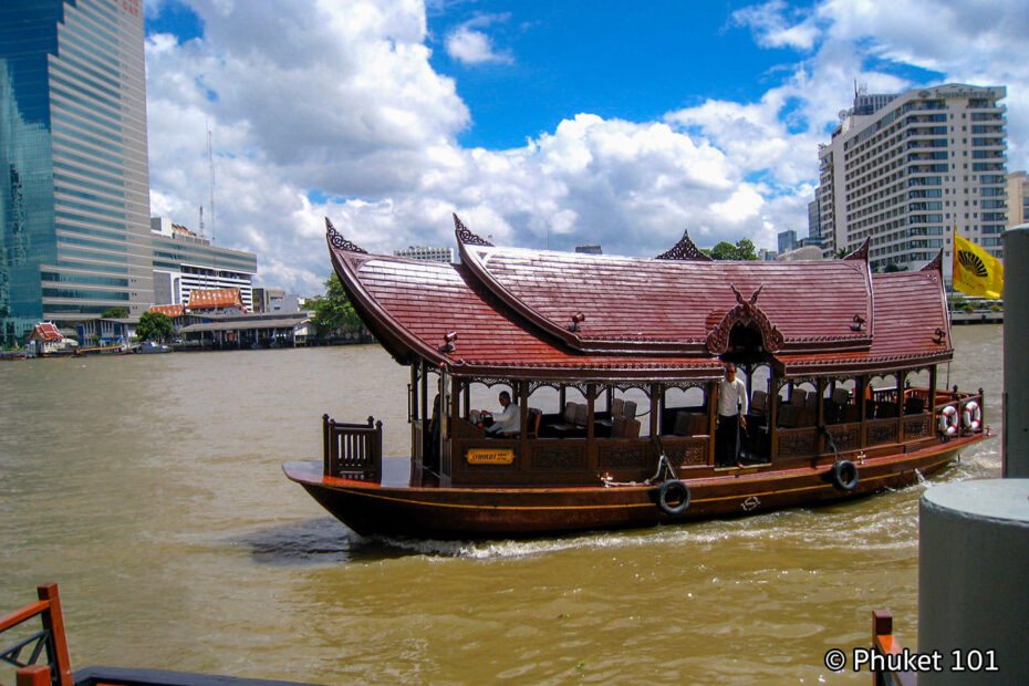 How To Ride River Boats in Bangkok