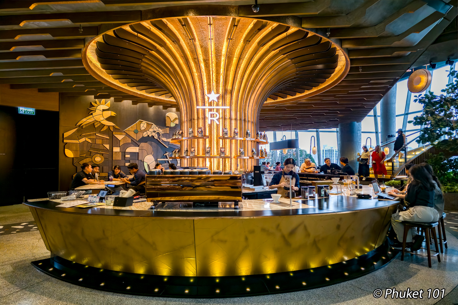Starbucks Reserve on the 7th Floor 
