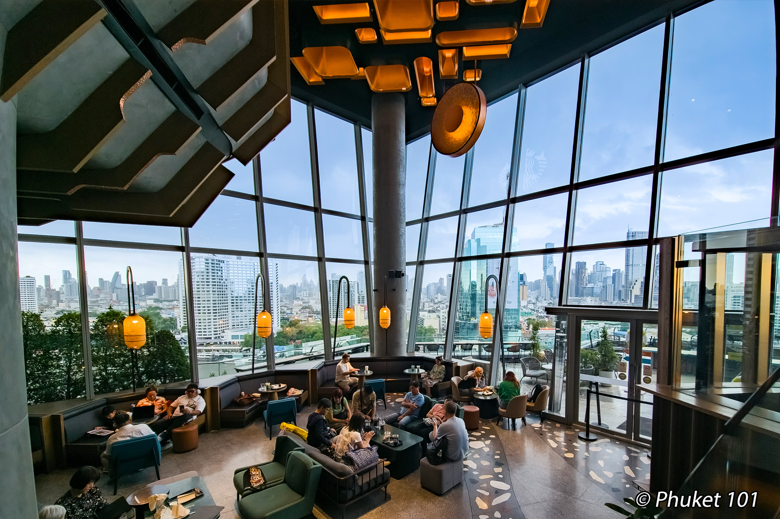 Starbucks Reserve on the 7th Floor
