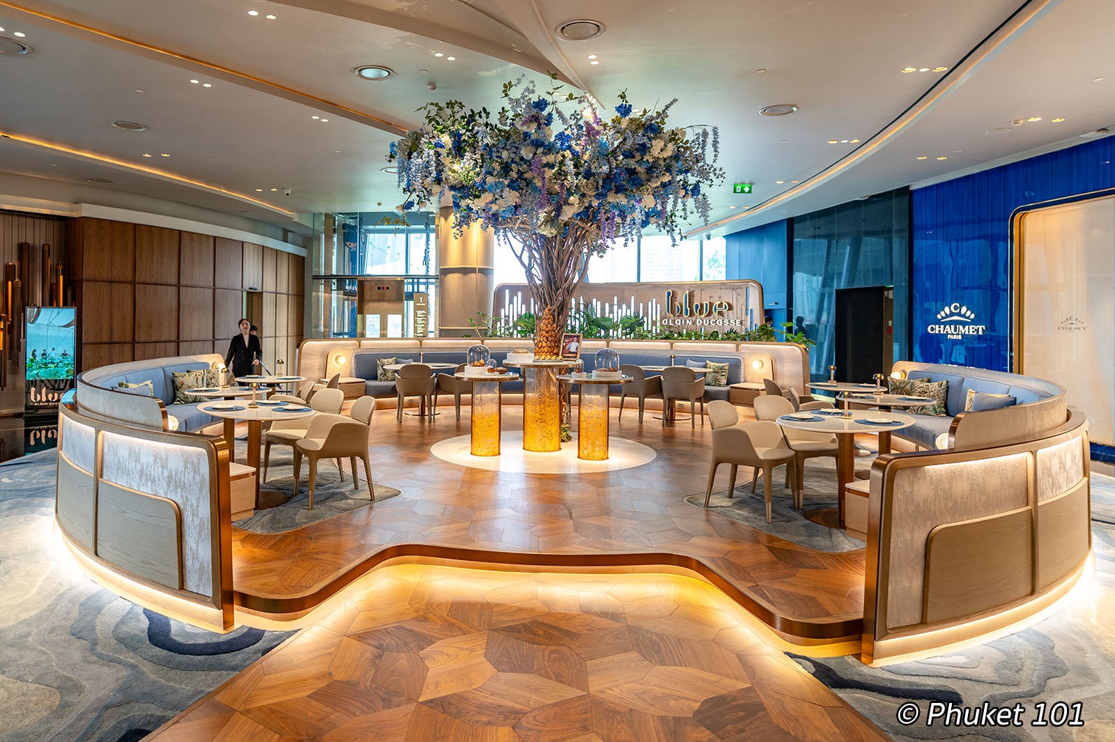 Blue by Alain Ducasse Restaurant at IconSiam
