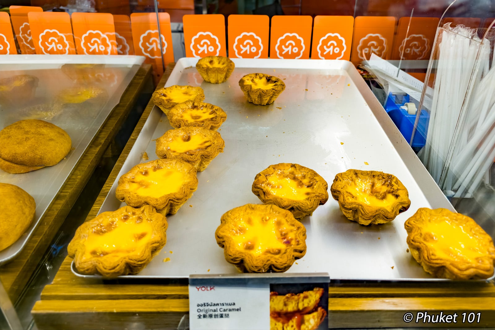 Yolk in Banthatthong Road