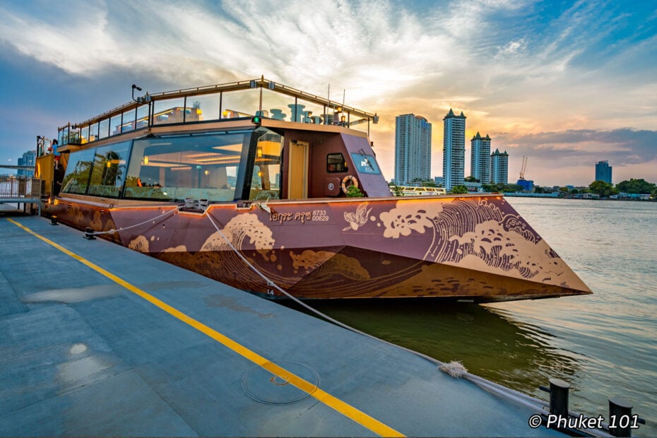 Okura Cruise in Bangkok
