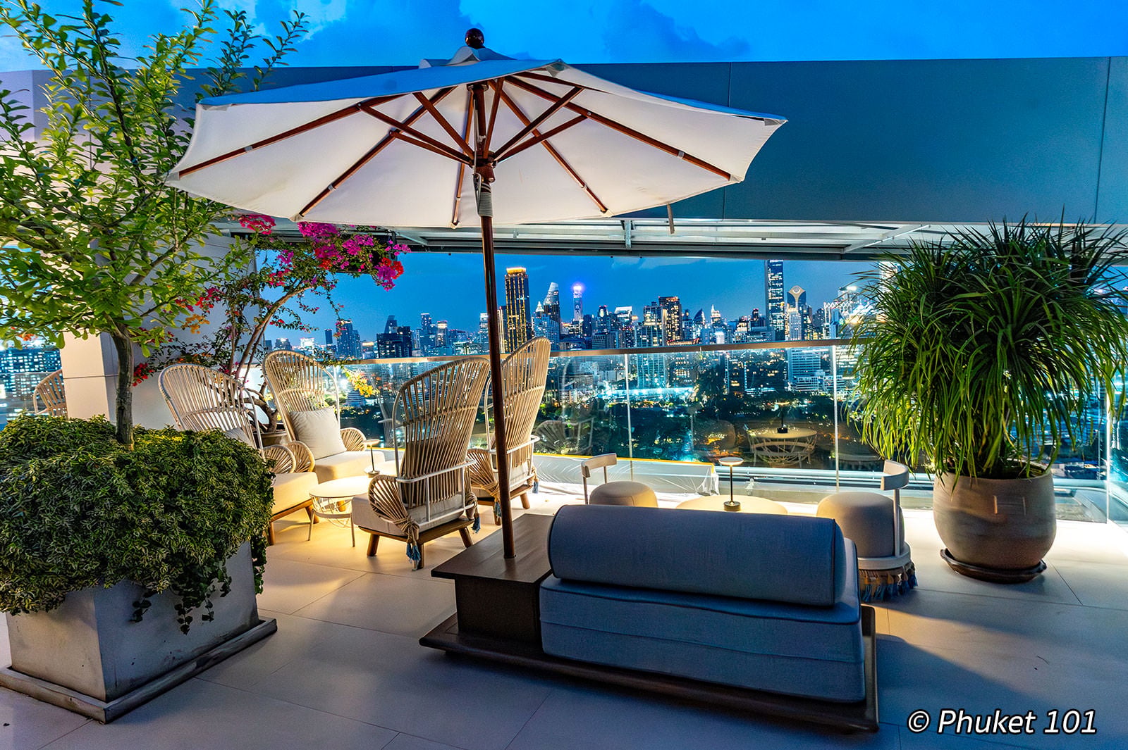 Iris & Wild Iris Rooftop Bar at SO/ Bangkok