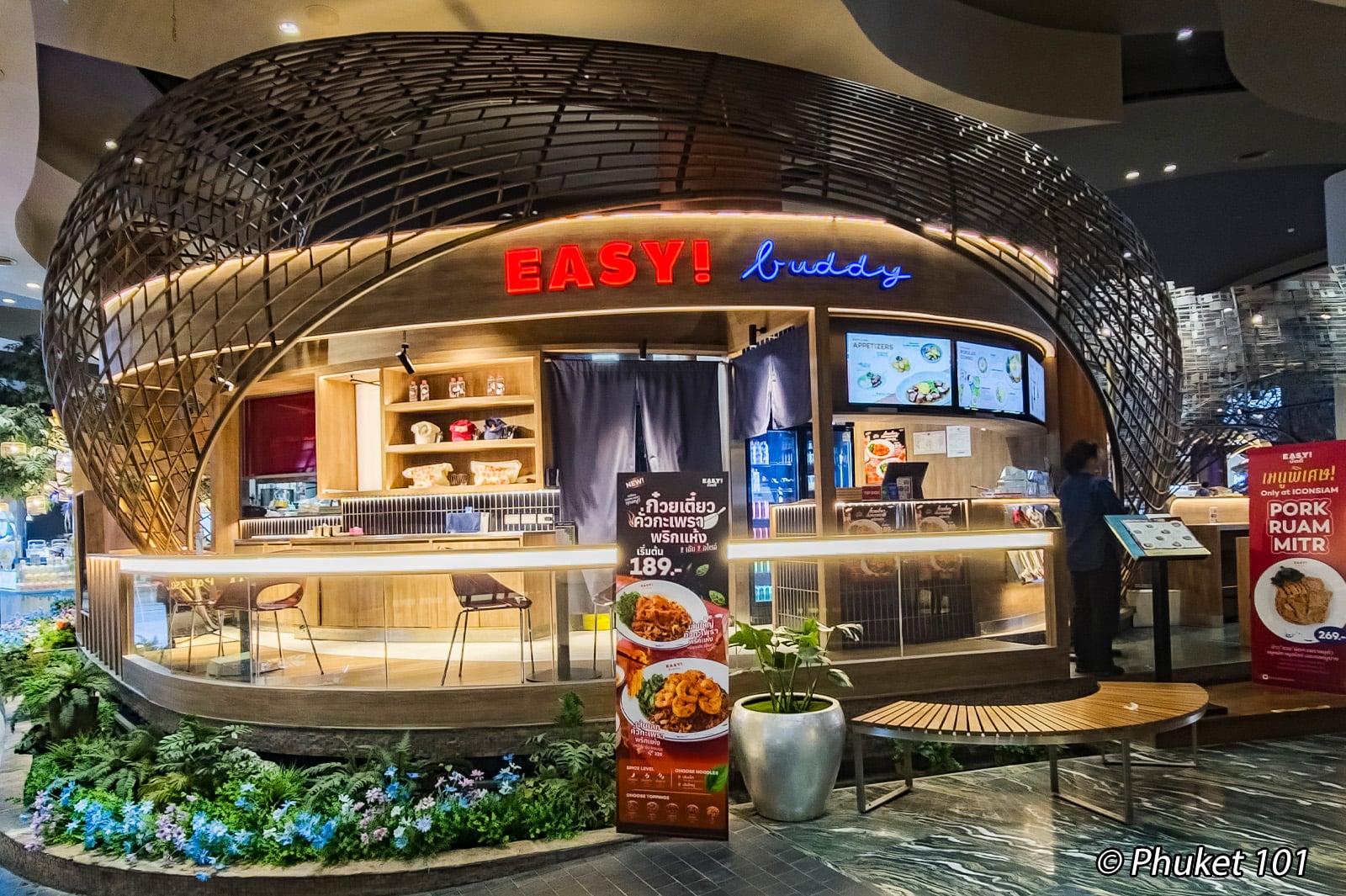 Easy Buddy Iconsiam Bangkok