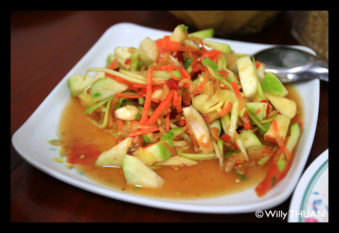 spicy-apple-salad-in-phuket